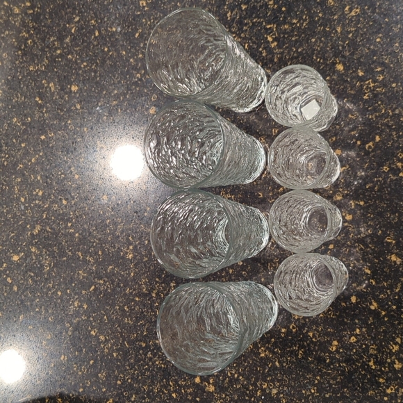 Textured glasses set of 8 - Picture 8 of 10